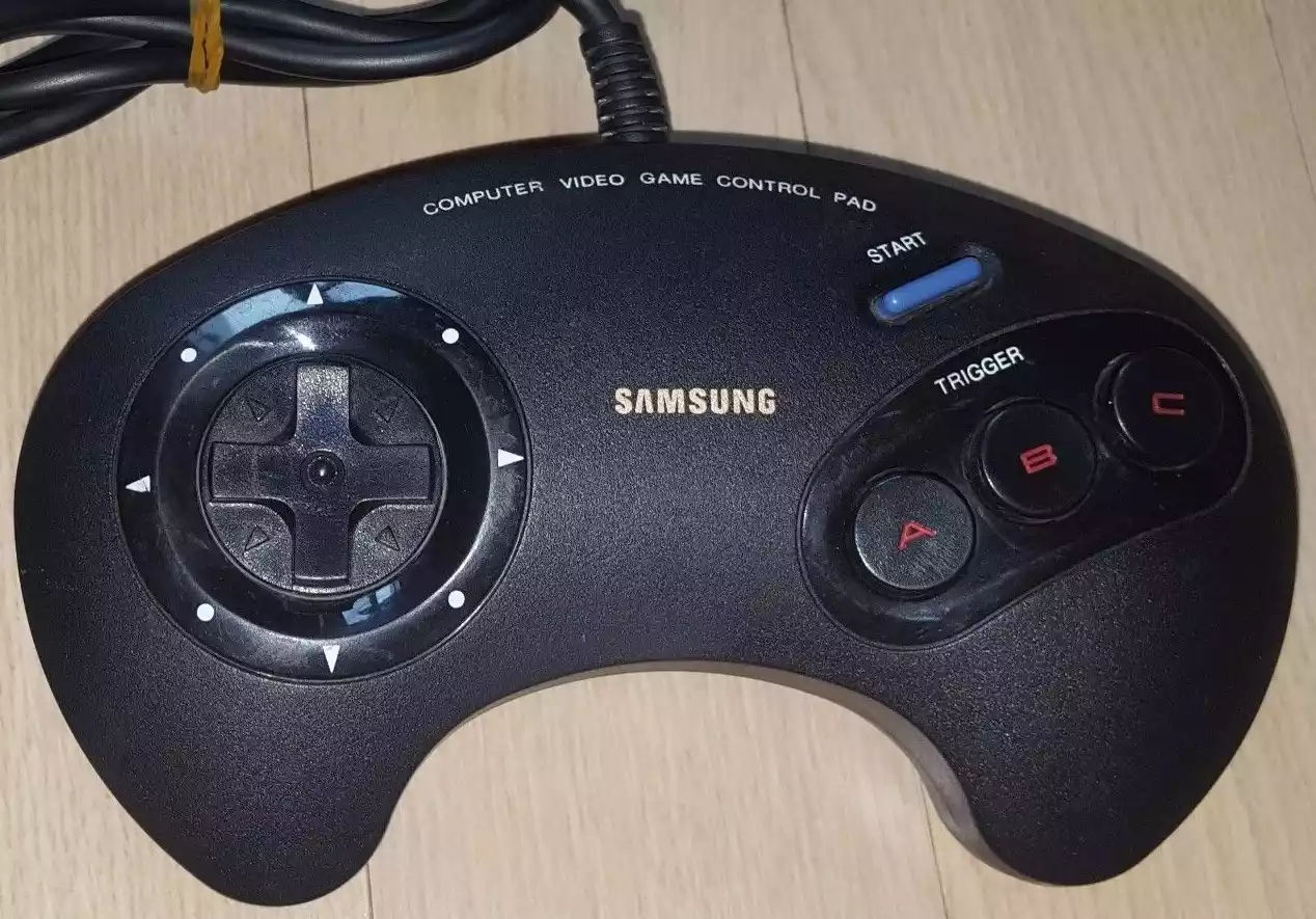 Controle original do Mega foi um atraso! - Comunidade Mega Drive